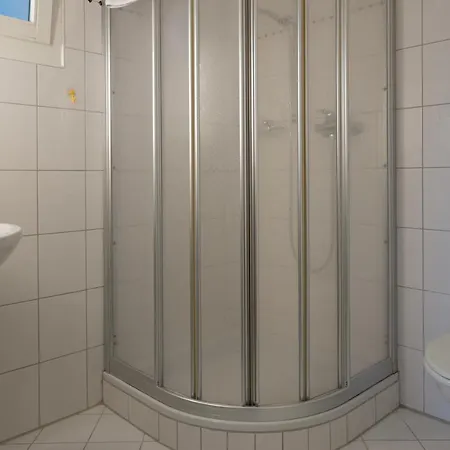 Grava - Ferienwohnung Fuer Max. 2 Personen Laax Exterior photo